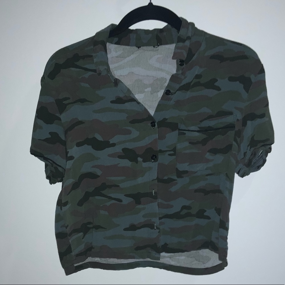 BUTTON UP CAMO SHIRT
